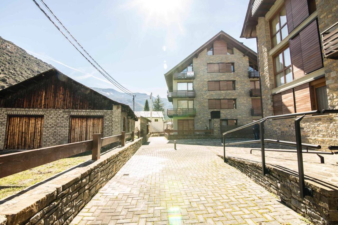 Bonic D'Aneu Apartman Esterri d'Àneu Kültér fotó