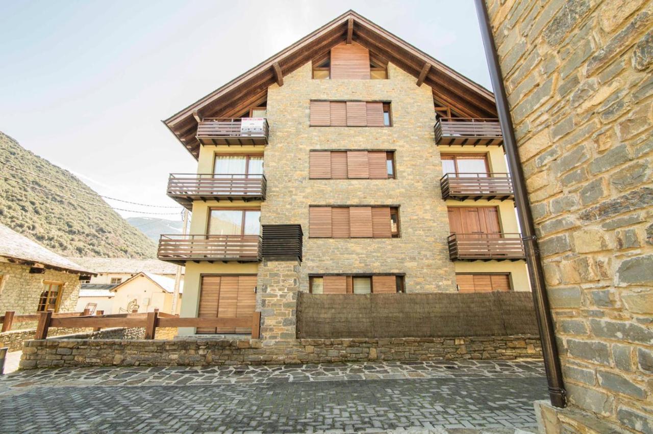 Bonic D'Aneu Apartman Esterri d'Àneu Kültér fotó